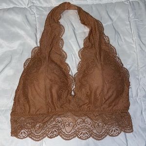 SEXY PLUS SIZE BRALETTE